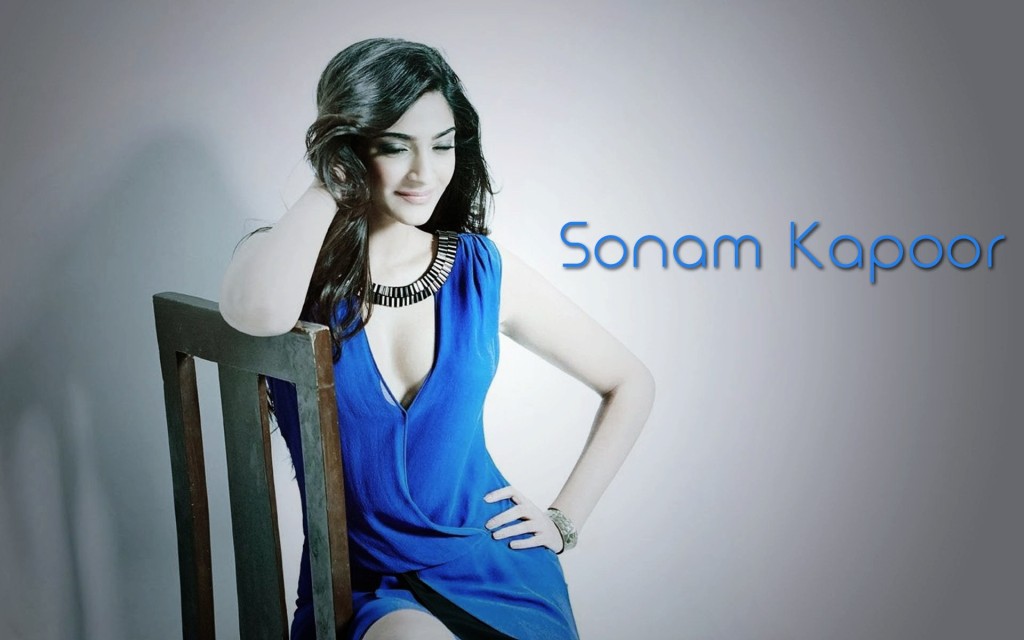 Sonam-Kapoor-Hot photos