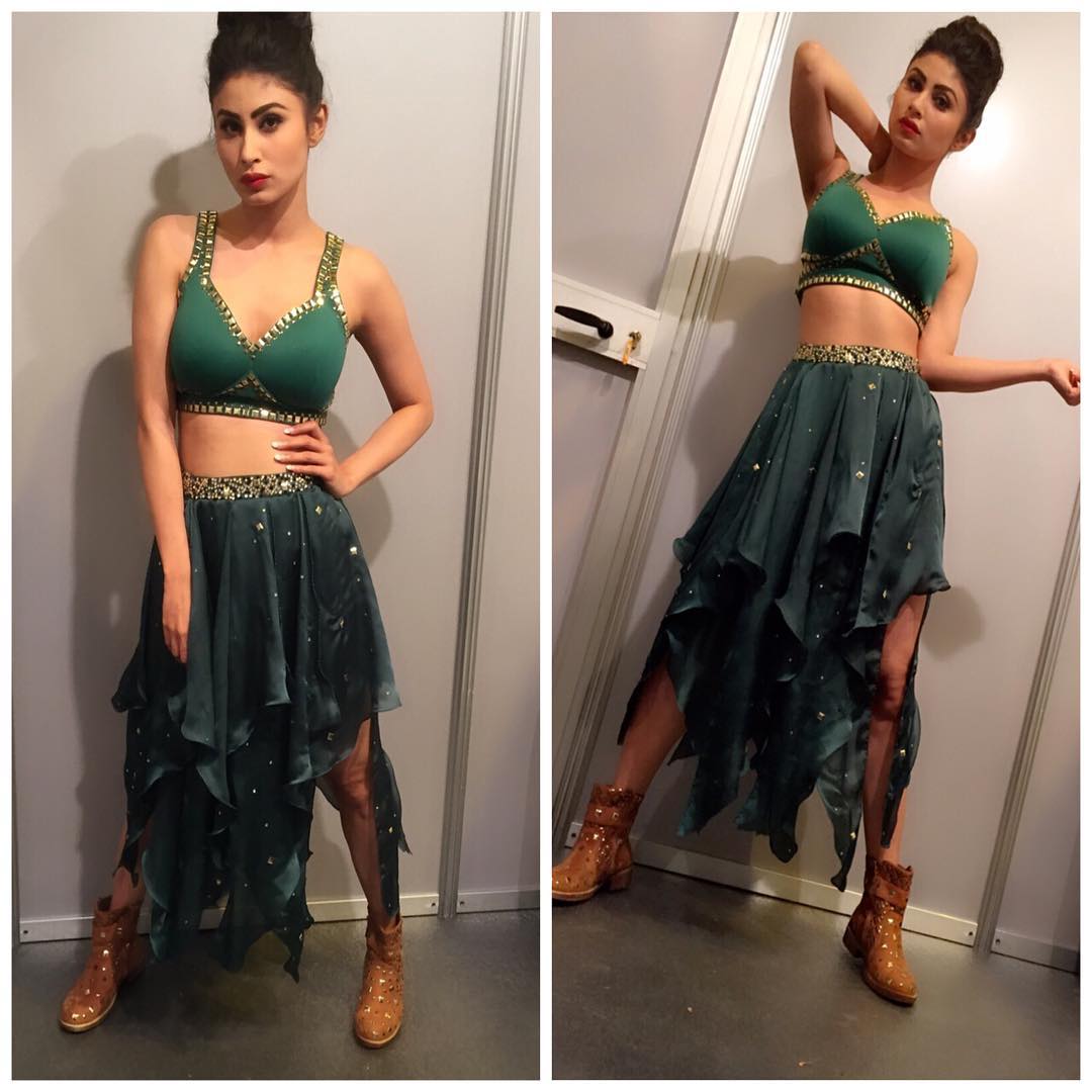 mouni roy hot sexy photos and images