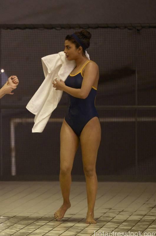 Priyanka-Chopra-Latest-Swimsuit