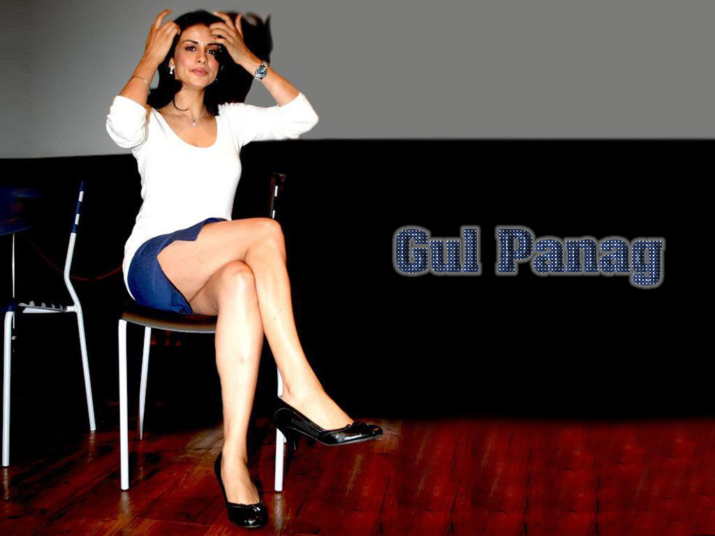 Gul Panag hot topless images