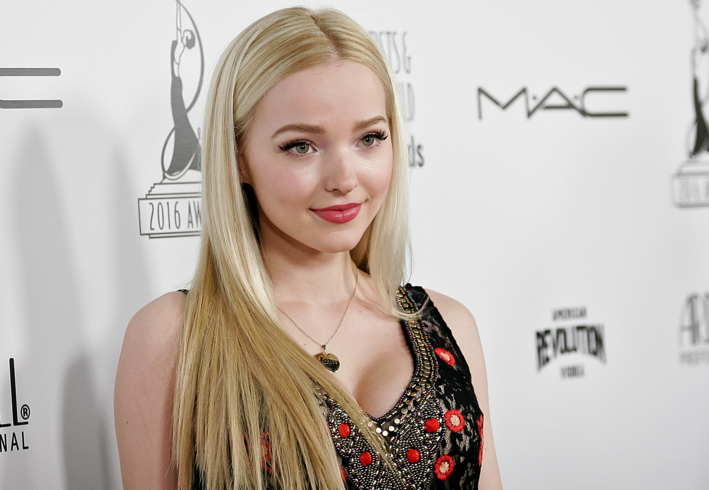 HOLLYWOOD, CA - FEBRUARY 20: Dove Cameron attends the Make-Up Artists and Hair Stylists Guild Awards at Paramount Studios on February 20, 2016 in Hollywood, California. (Photo by Tibrina Hobson/Getty Images)