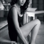shruti-haasan-in-a-sexy-pose-for-a-photoshoot