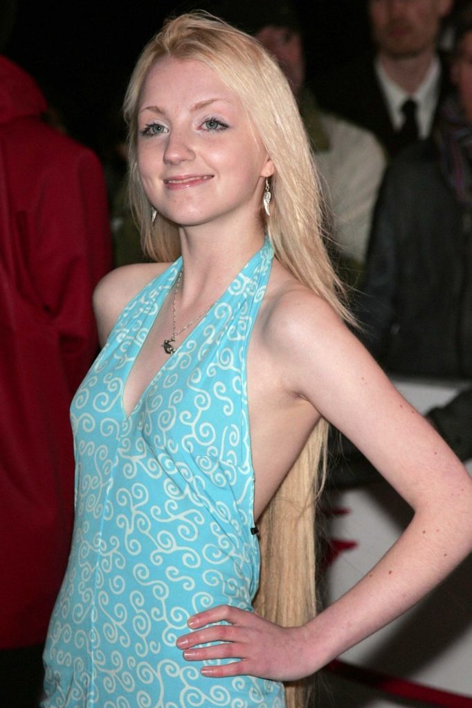 Evanna Lynch Hot Bikini Pictures, Leaked Topless Images