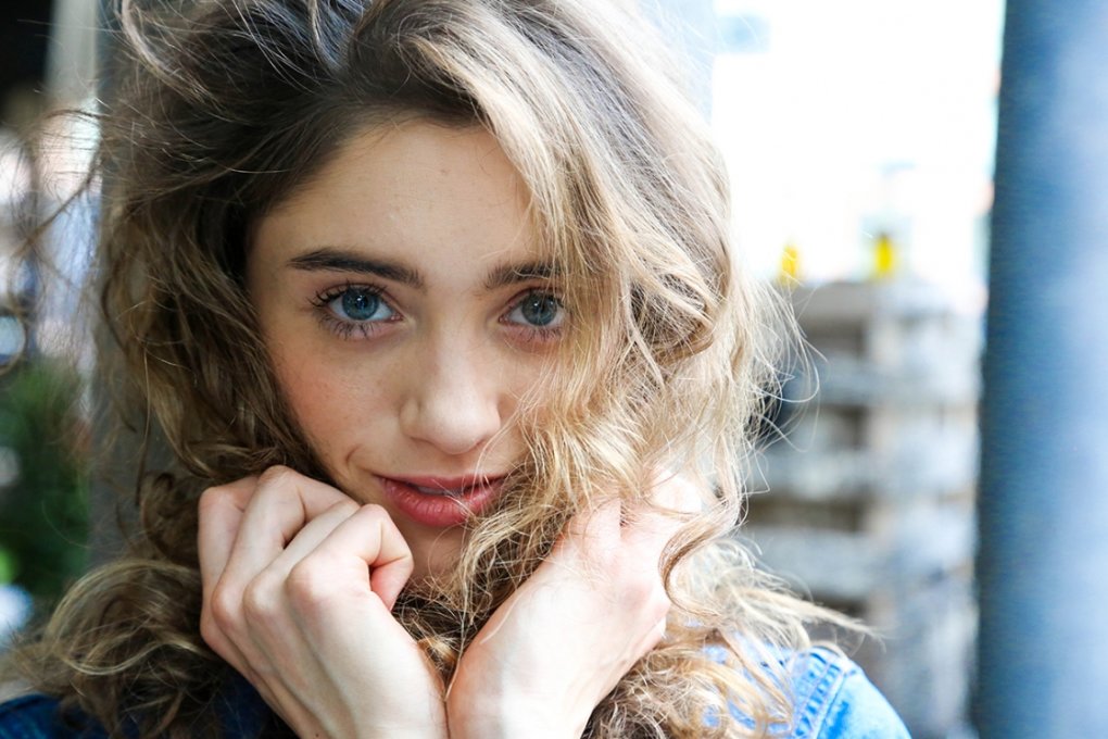 Natalia Dyer Hottest Sexy Near-Nude Leaked Young Latest 